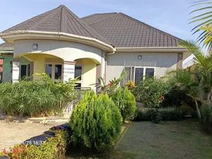 3bdrm House in Wakiso / Wakiso for sale