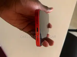 Apple iPhone 12 64 GB Red