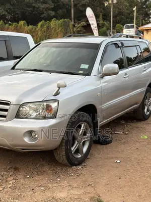 Toyota Kluger 2006 Silver