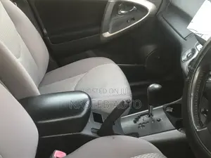 Toyota RAV4 2009 White