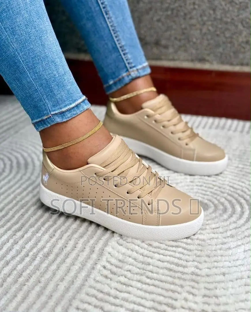 Ladies Unique Canvas