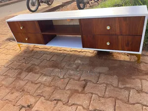 Available Stand