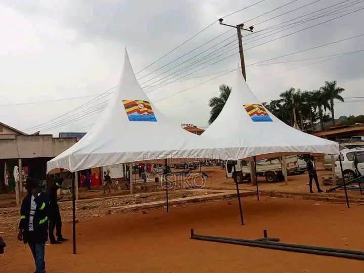An a-Plus White Colored 100 Seater Tent