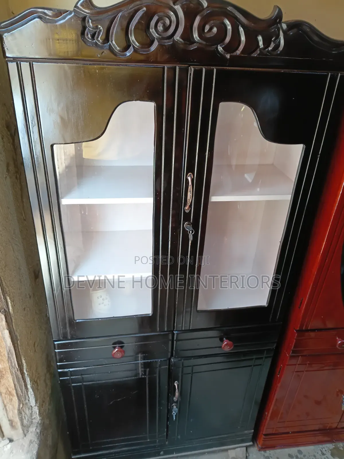 Wardrobe Massavu