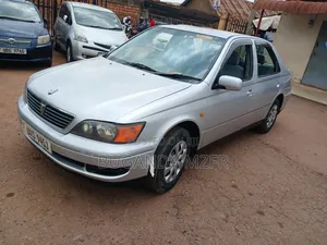 Toyota Vista 2002 Silver