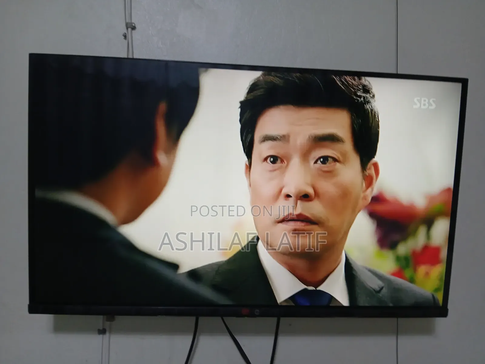 Its 32 Inch Global Star With Lg Nice Display Giving Clear Image