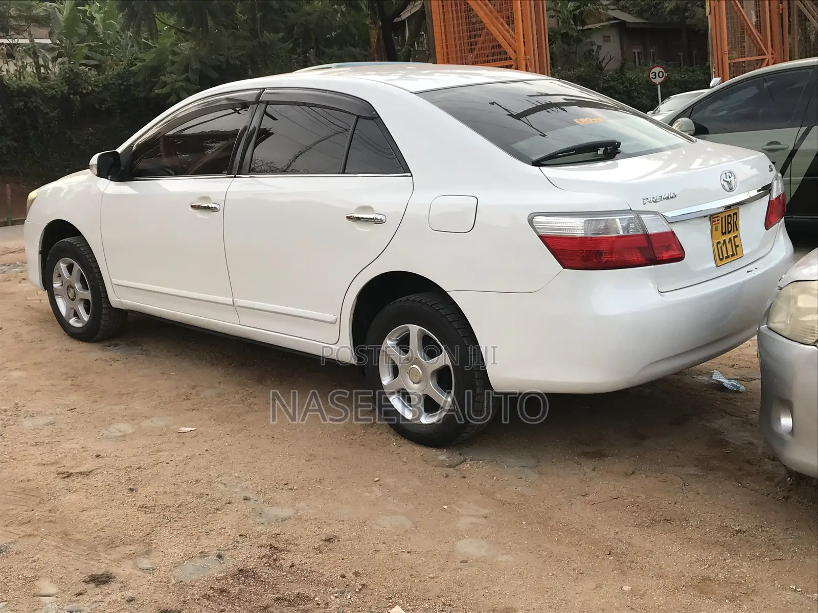 Toyota Premio 2009 White