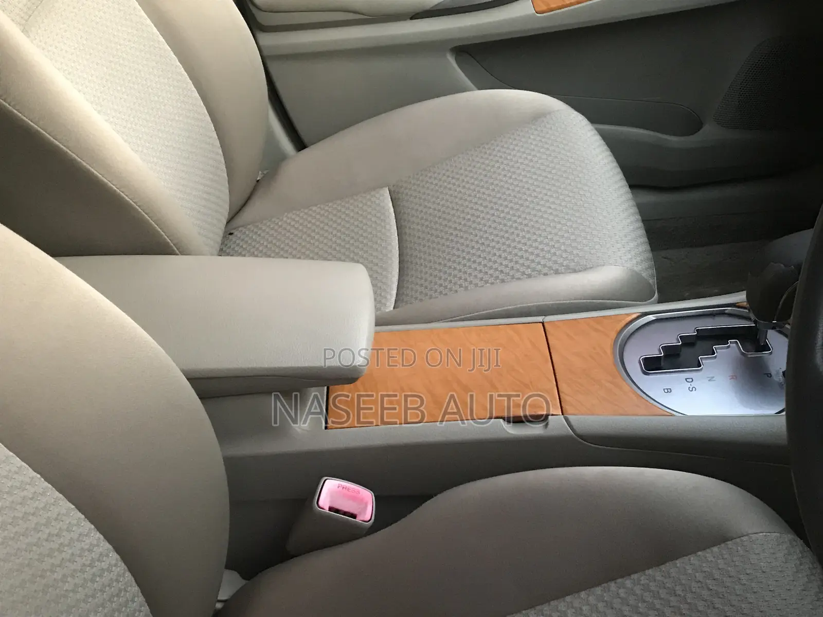 Toyota Premio 2009 White