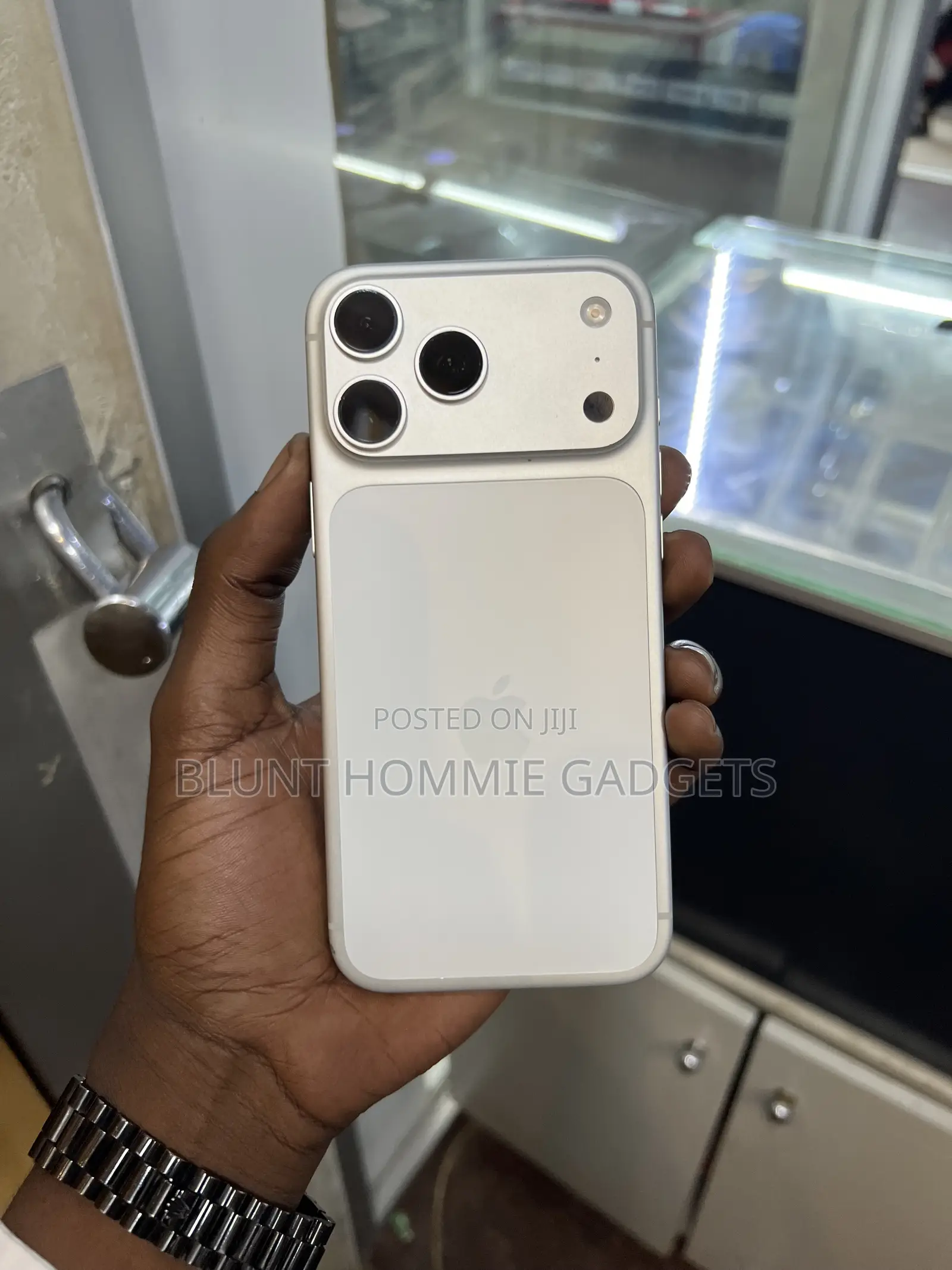 Apple iPhone 17 Pro Max 256 GB Silver