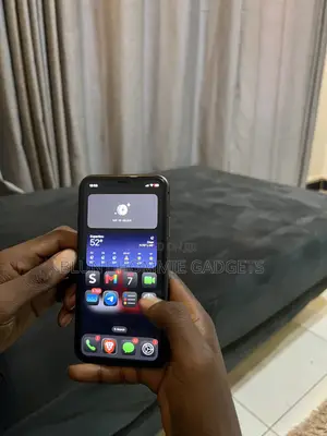 Apple iPhone 11 64 GB Black