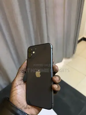 Apple iPhone 11 64 GB Black