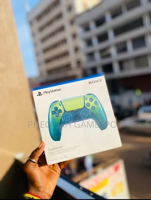 Game Pads. Ps5 Dualsense Controller (Brand New) (Green)