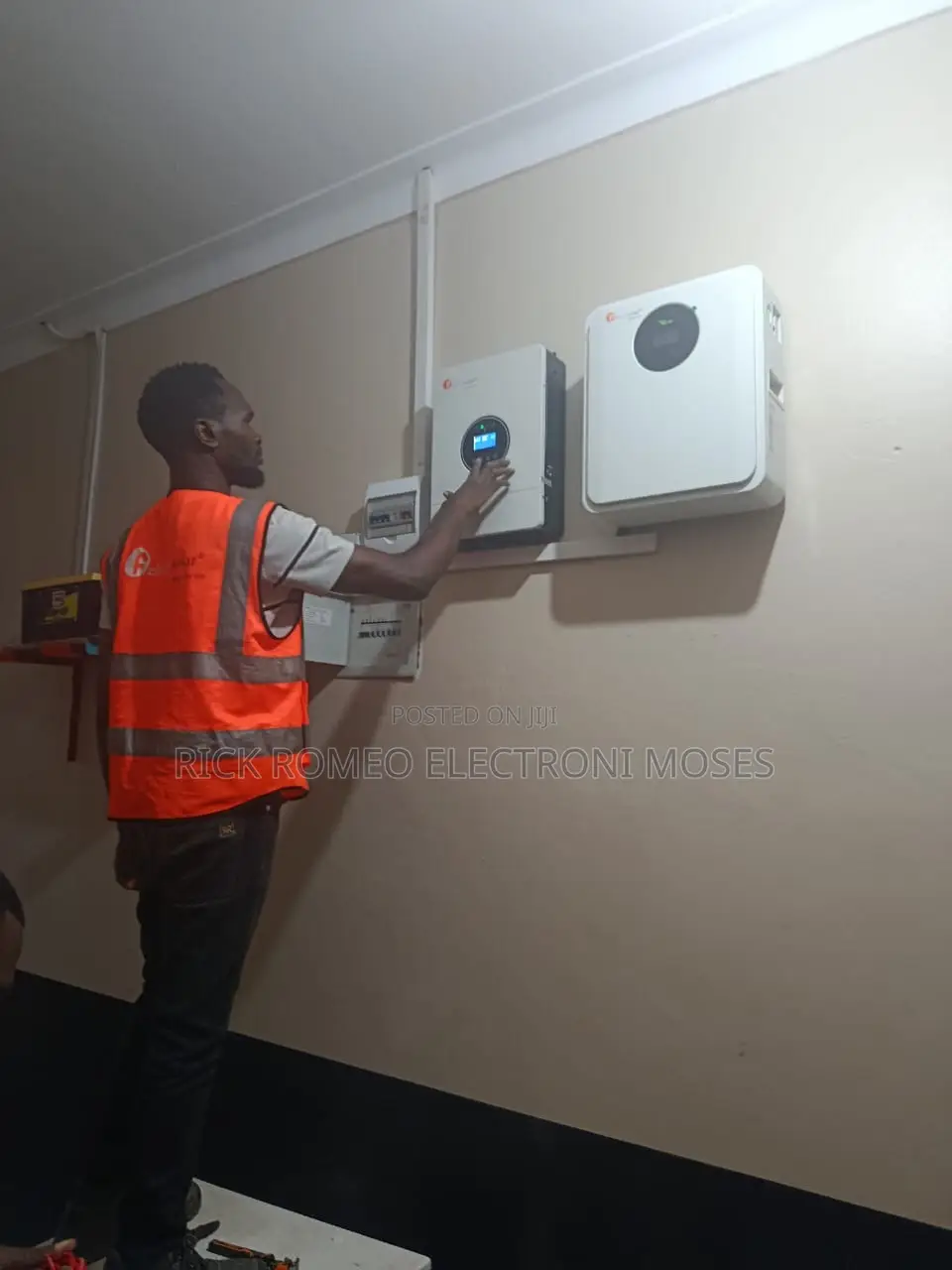 “No More Umeme “- 2.5kw 24v Lithium Battery+ Installation Kampala