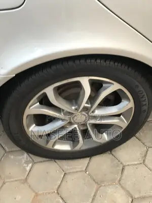 Mercedes-Benz E320 2010 Silver