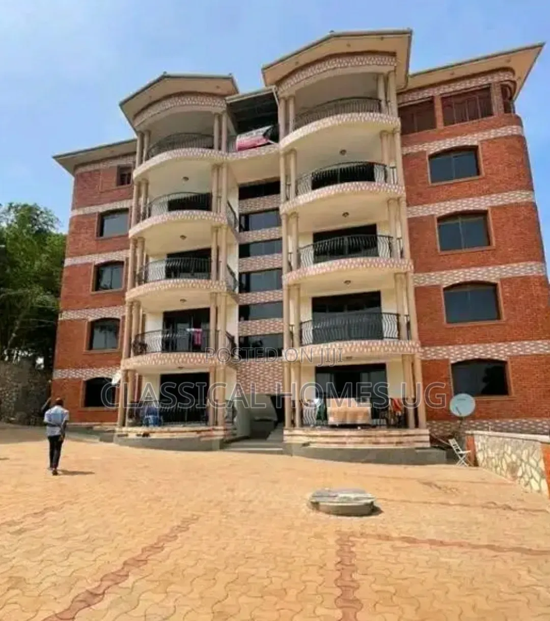 3bdrm Apartment in Lubowa Entebbe Road, Central Division for rent