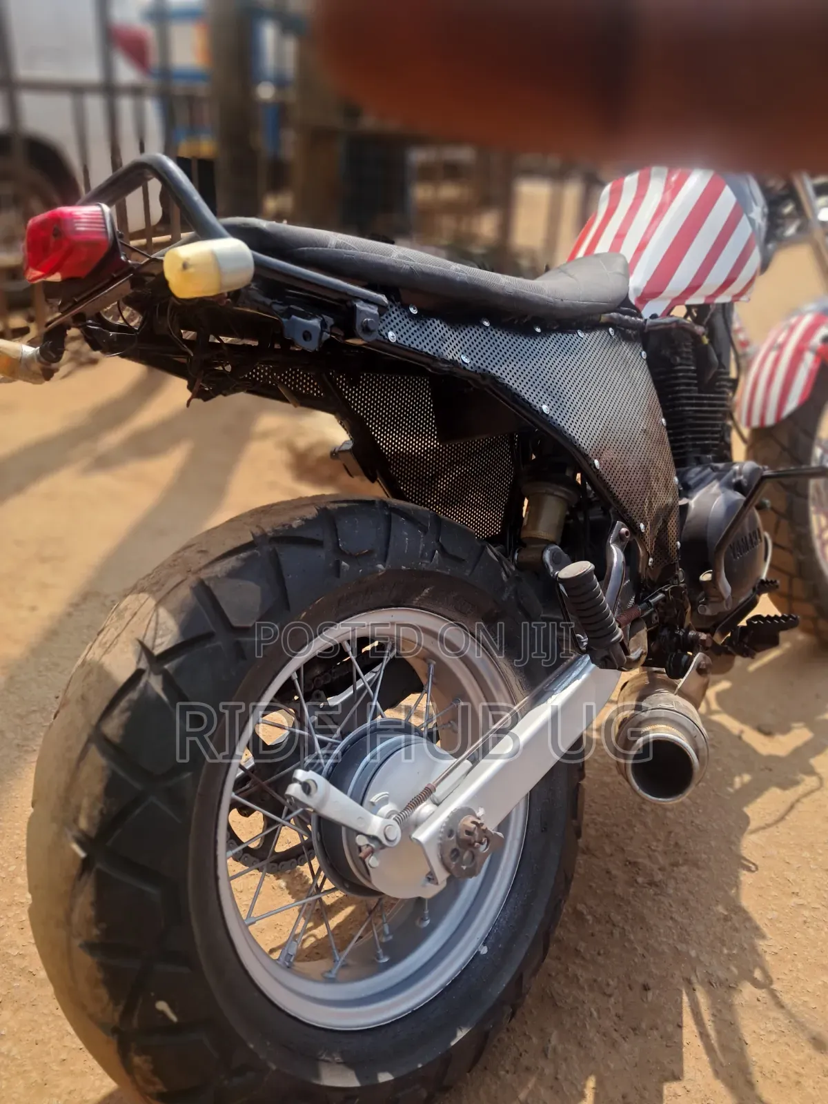 Yamaha 2010 White