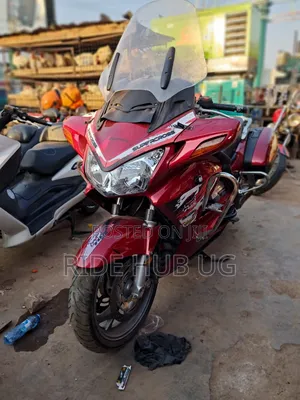 Honda 2013 Red