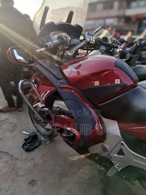 Honda 2013 Red