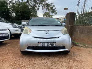 Toyota iQ 2008 Silver