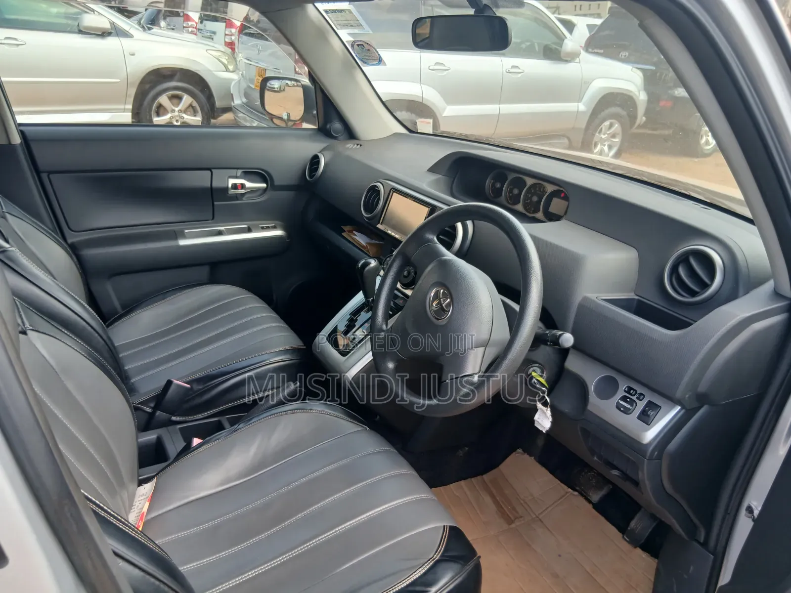 Toyota Corolla Rumion 2010 Silver