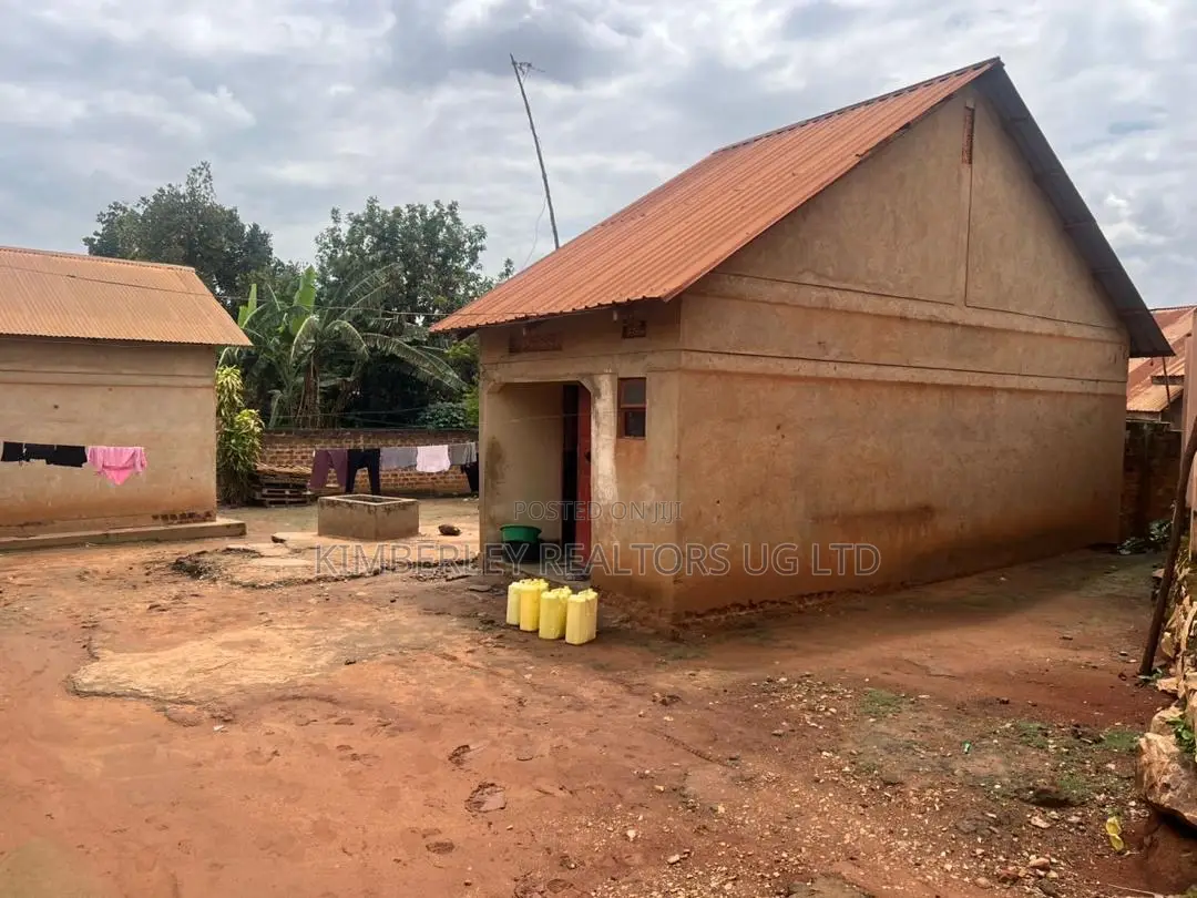 Prime Commercial Land For Sale – Bweyogerere