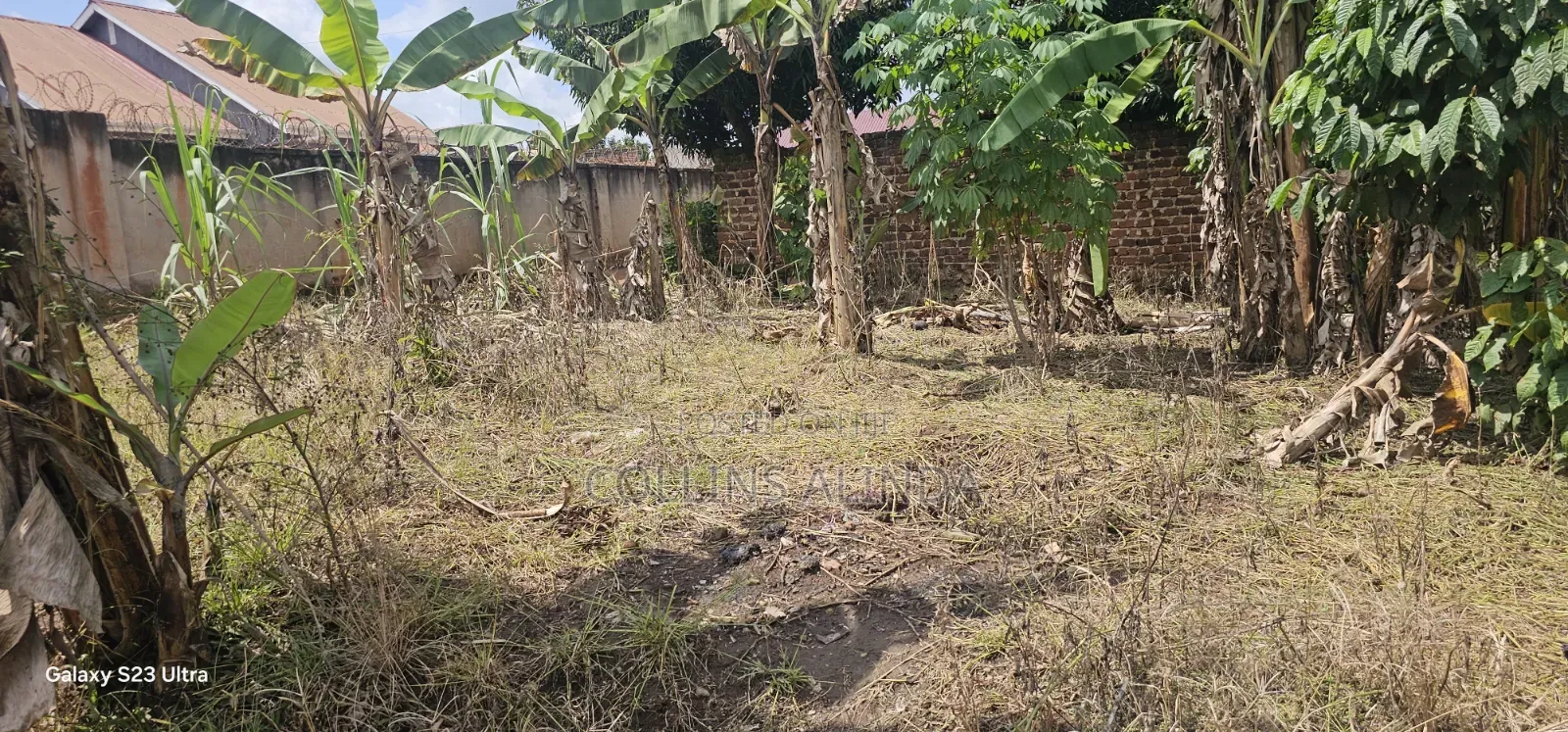 Land 40ft by 48ft on Sell