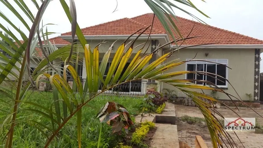 3bdrm House in Division A for sale