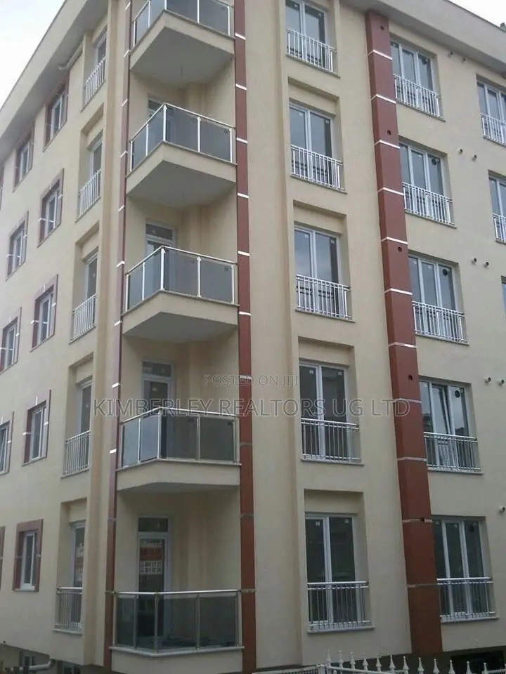 12bdrm Apartment in Division A for sale