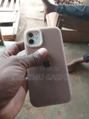 Apple iPhone 11 64 GB White