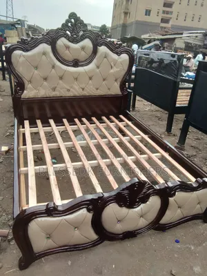 Queen Beds on Sale at Factory Prices