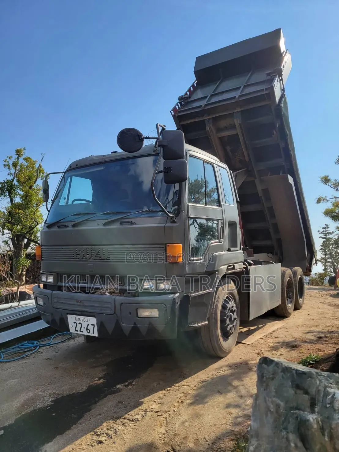 Isuzu 810 Dump Truck (10-Wheeler Tipper) – Heavy Duty 10pc1 V10 Engine