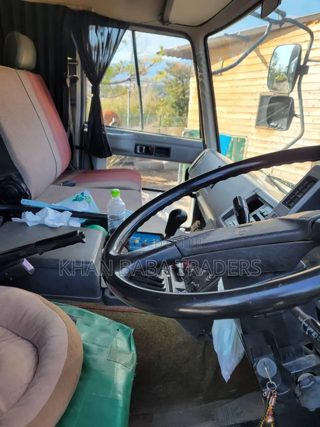 Isuzu 810 Dump Truck (10-Wheeler Tipper) – Heavy Duty 10pc1 V10 Engine