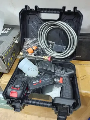 Cordless Portable 300w Pressure Washer