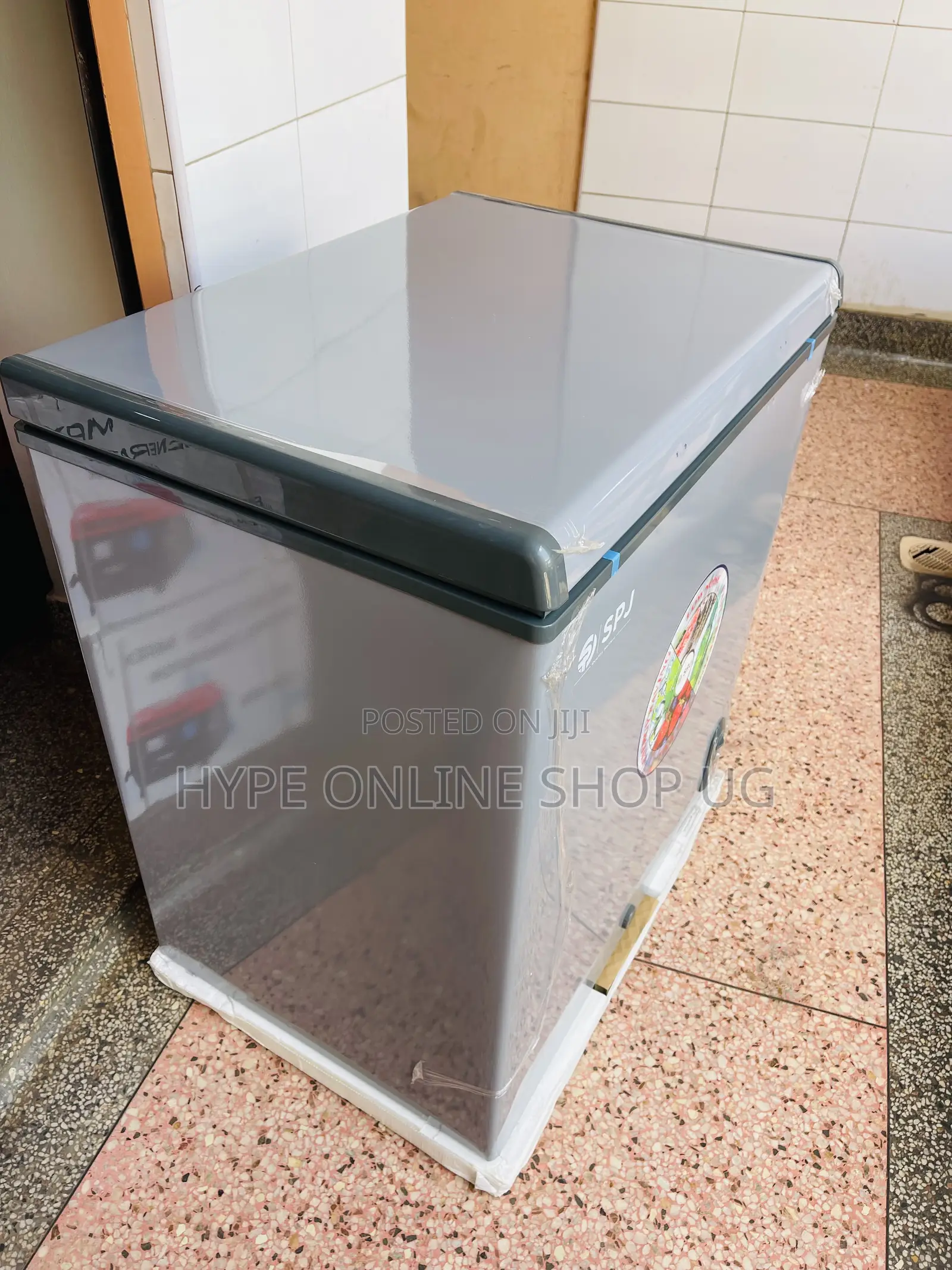 Cold Drinks and Eats Brandnew 210l SPJ Deep Freezer