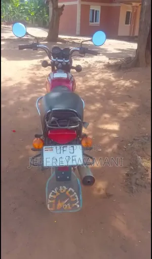 Bajaj Boxer 100 2019 Red