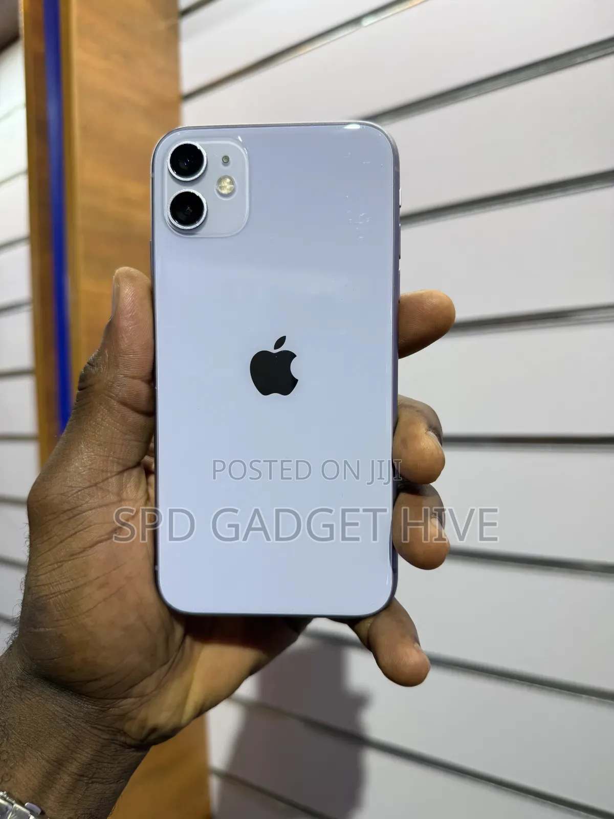Apple iPhone 11 64 GB Purple