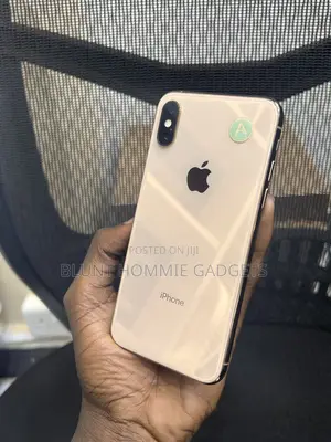 Apple iPhone XS 64 GB Gold