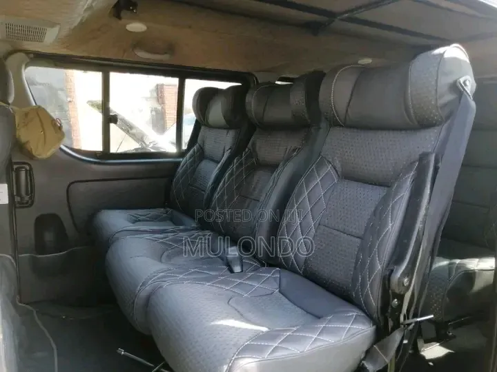 Toyota Urban Cruiser 2013