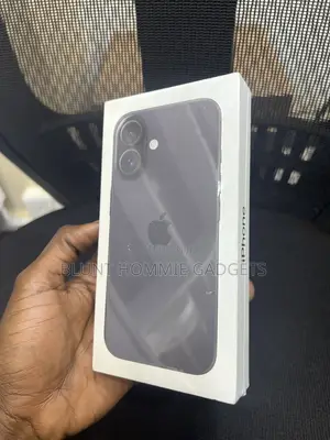 New Apple iPhone 16 128 GB Black