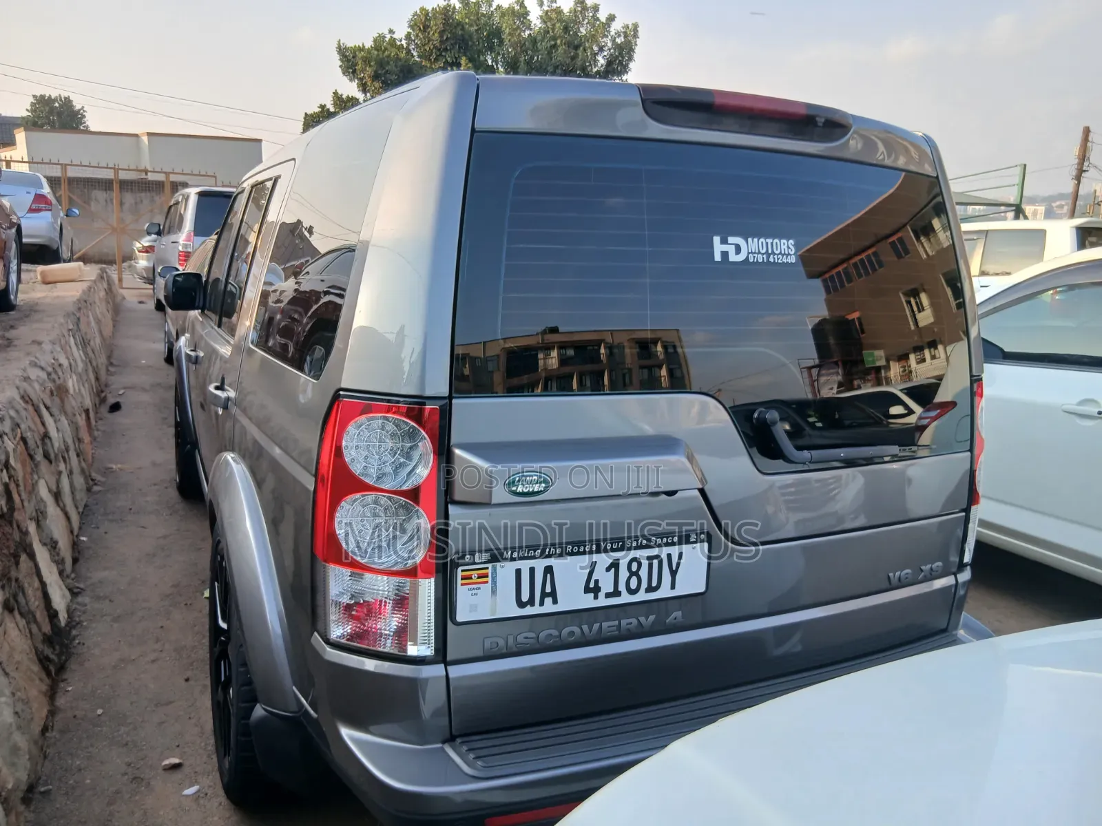 Land Rover Discovery 2012 Gray