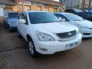 Toyota Harrier 2010 White