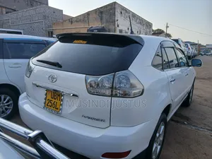 Toyota Harrier 2010 White