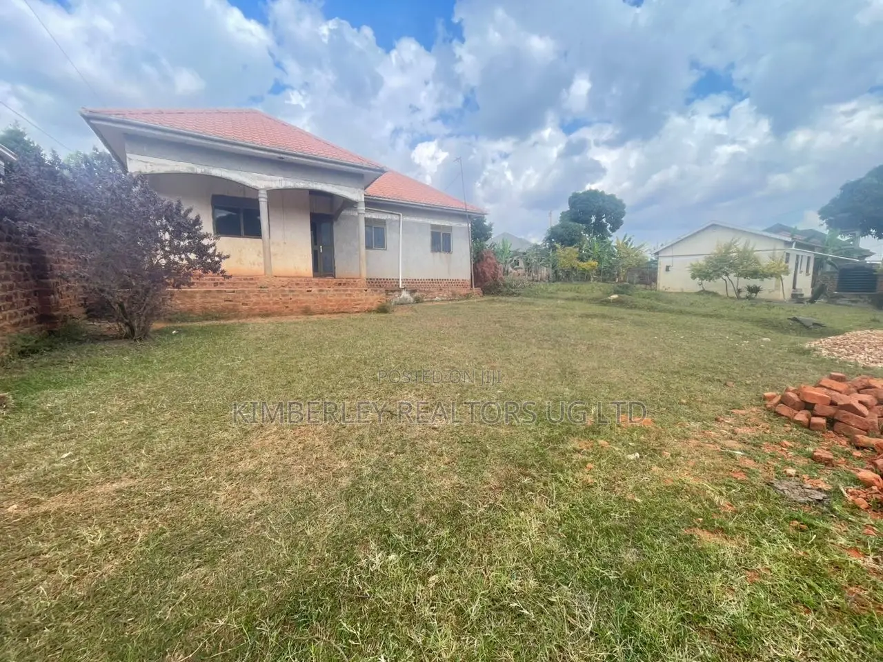 3bdrm House in Mukono TC for sale