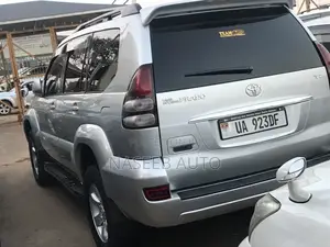 Toyota Land Cruiser Prado 2009 Silver