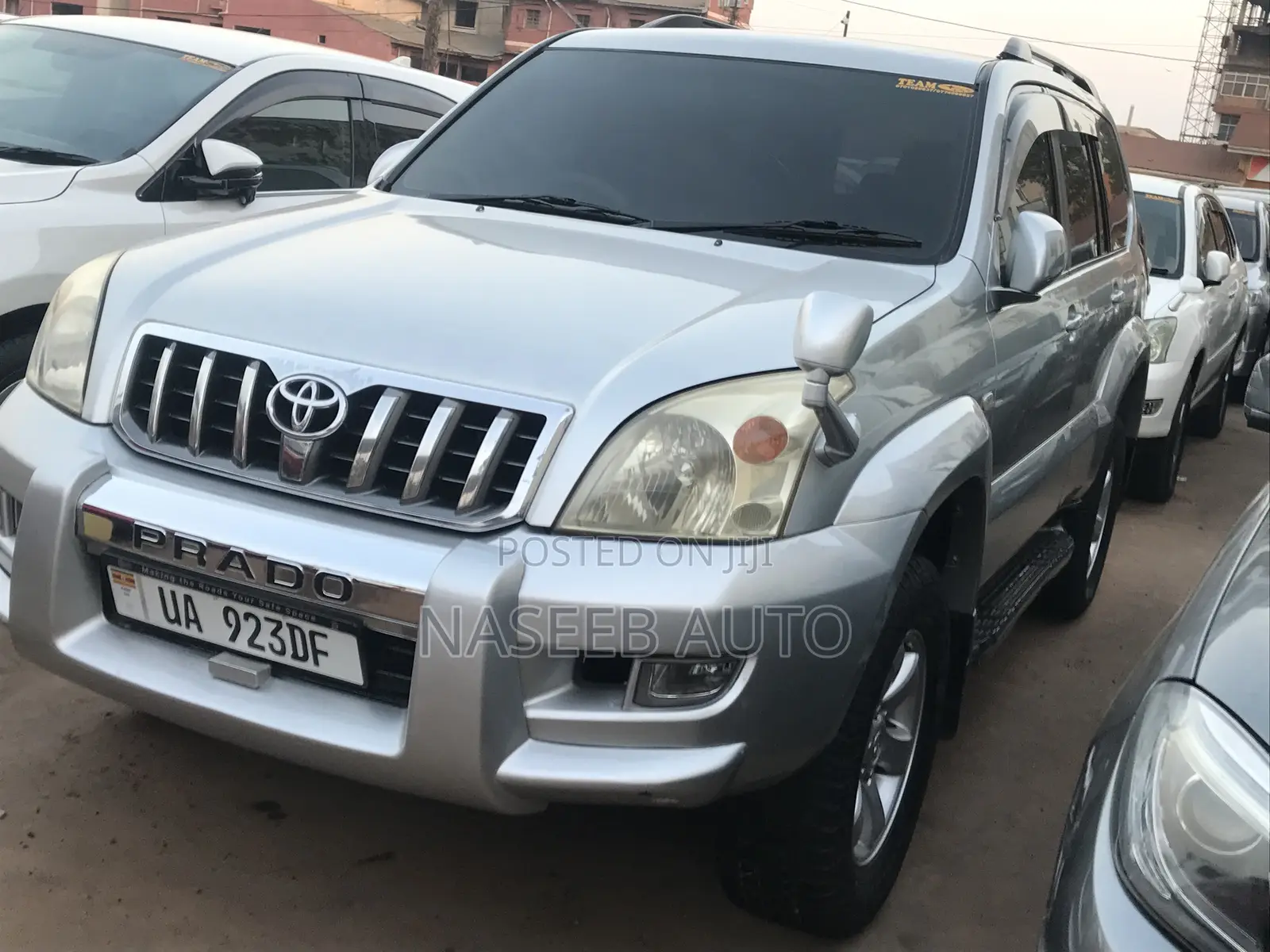 Toyota Land Cruiser Prado 2009 Silver