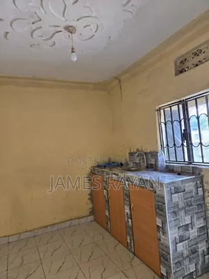 2bdrm House in Semyalo, Central Division for rent
