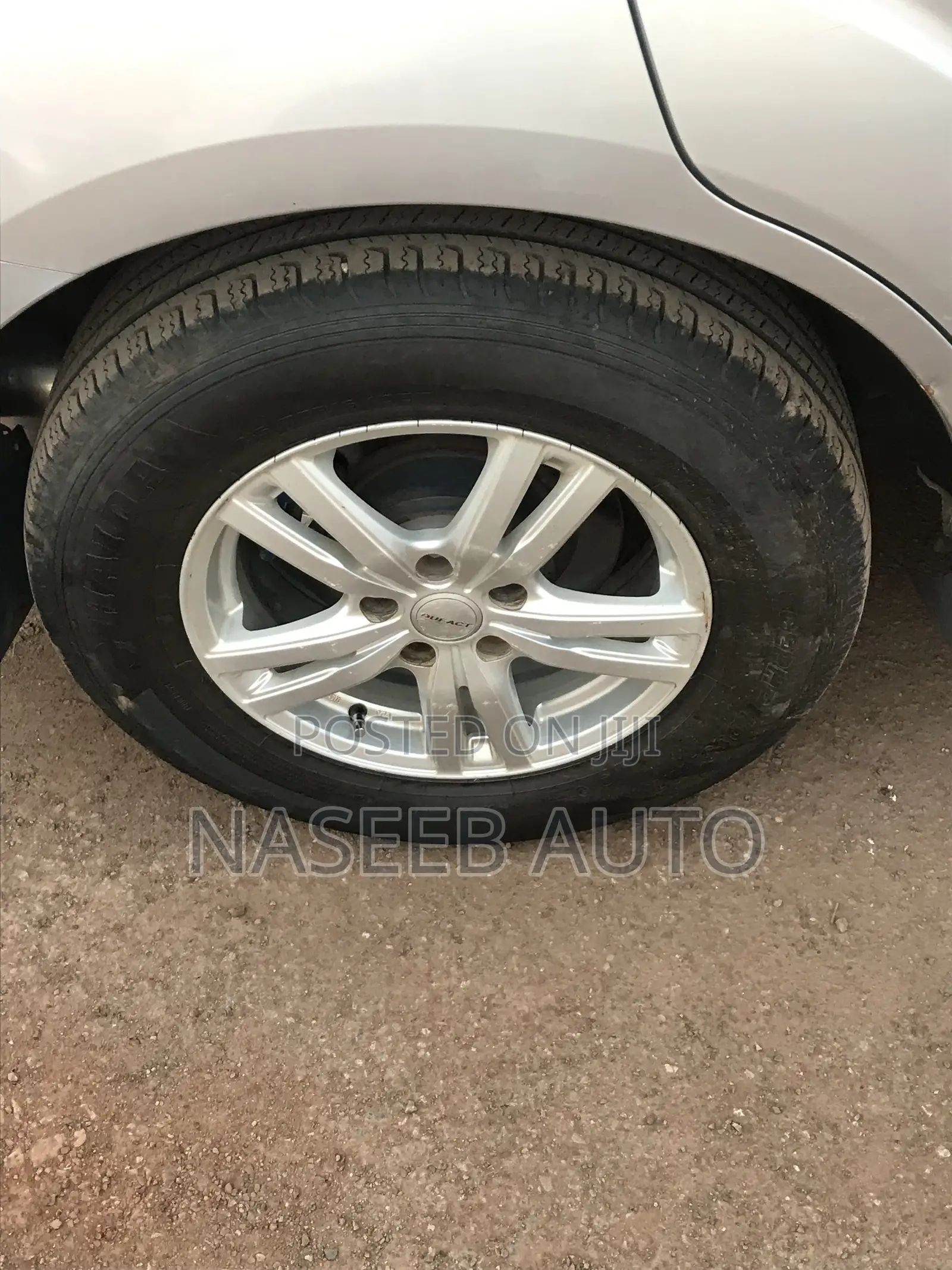 Mitsubishi Outlander 2011 Silver