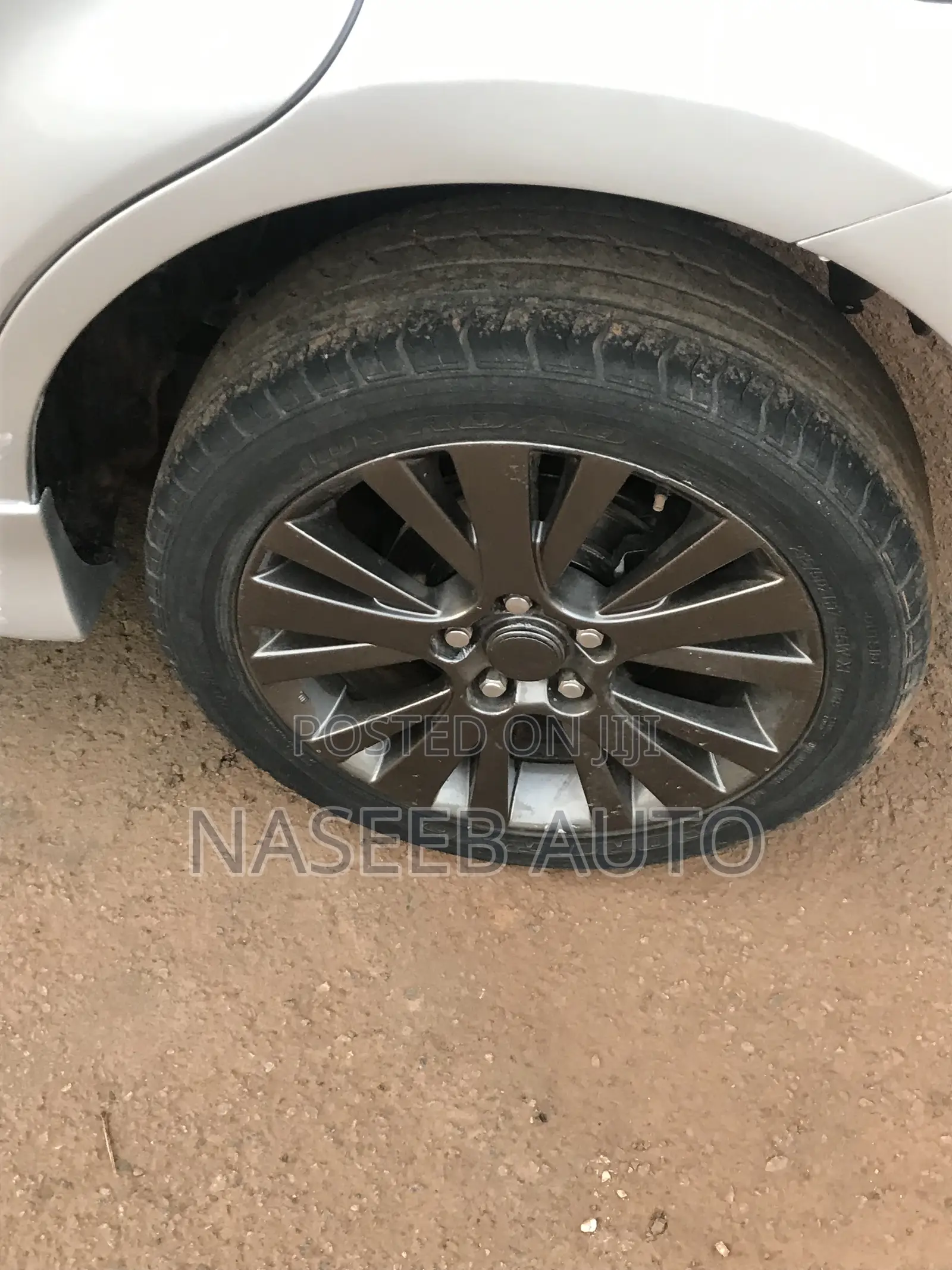 Toyota Corolla Rumion 2011 Silver
