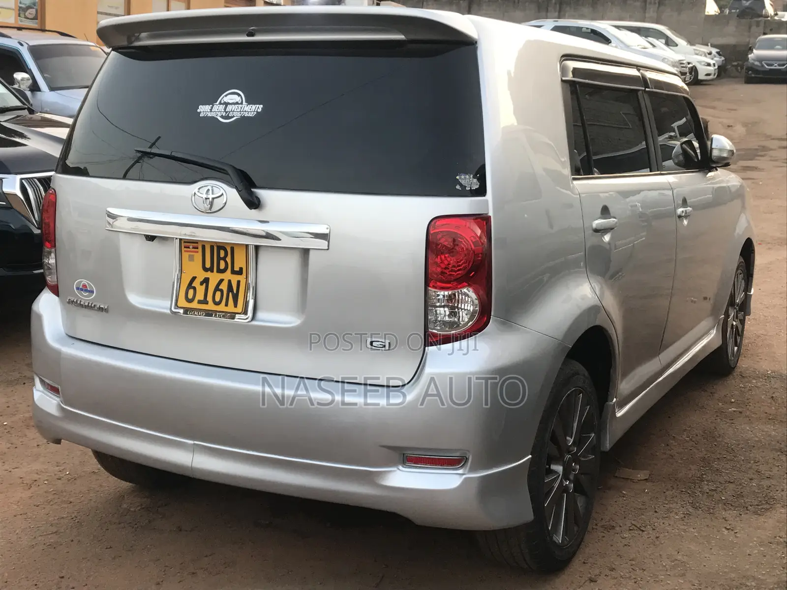 Toyota Corolla Rumion 2011 Silver