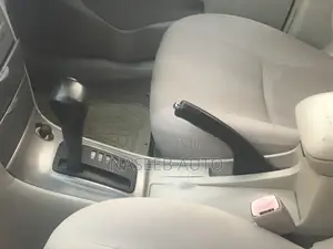 Toyota Corolla RunX 2006 Silver